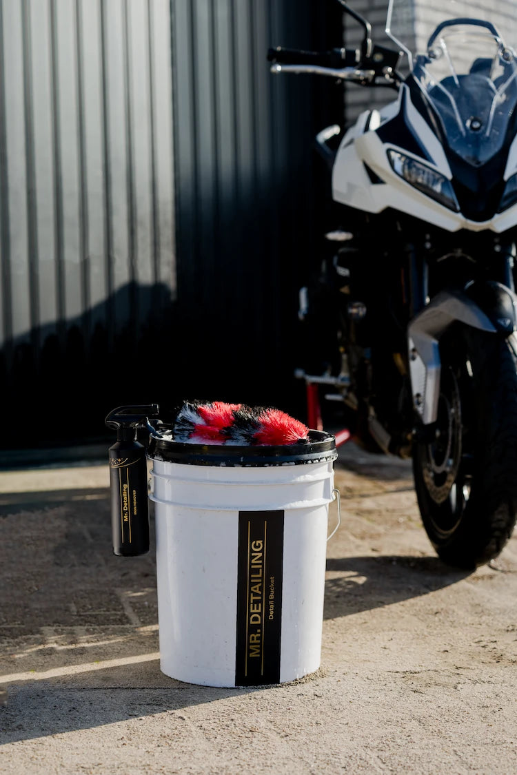Mr. | Detailing Bucket